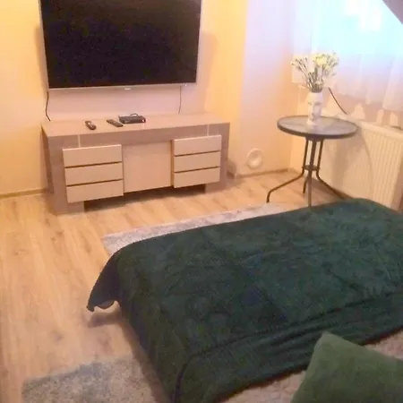 Dom Wczasowy Jedrek Pokoje 아파트