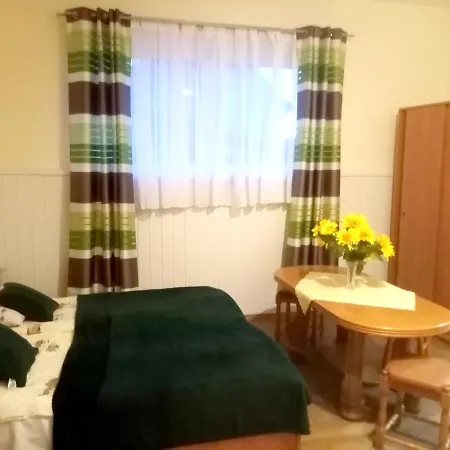 Dom Wczasowy Jedrek Pokoje Apartment