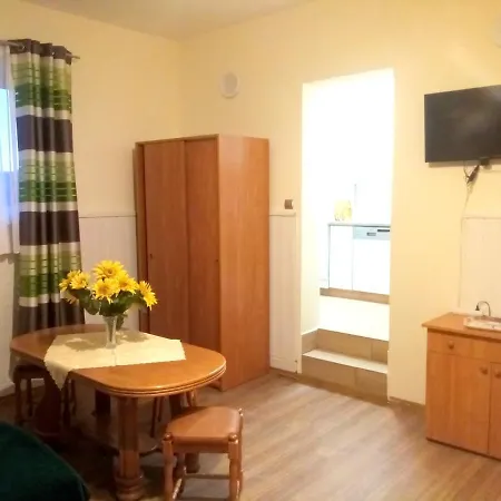 Dom Wczasowy Jedrek Pokoje Apartment